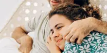 Uomini più attratti dalle donne nel periodo fertile. Lo studio
