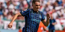 Cagliari vicino a Sebastiano Esposito dell'Inter