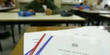 Avezzano, tema già fatto: esame di terza media da ripetere