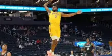 Bronny James regala spettacolo in Summer League