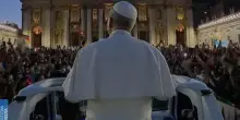 Giubileo dei giovani, il Papa a sorpresa tra la folla: 'Gridiamo per la pace'