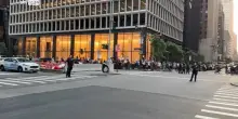 New York, sparatoria grattacielo: 4 morti, killer si suicida