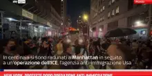 New York, proteste dopo operazione anti-immigrazione