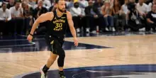 Brutte notizie per Golden State: Curry si deve fermare per almeno una settimana