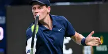 Six Kings Slam, Sinner batte Tsitsipas 2-0 e vola in semifinale