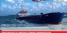 Nave si incaglia al largo della Turchia, equipaggio salvo
