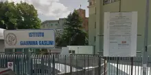 Genova, bambino cade dalla finestra della scuola: è grave