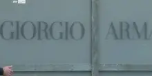 Addio Armani, chiusa la camera ardente. Funerali domani nel piacentino