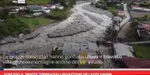 Venezuela, piogge torrenziali devastano villaggi andini