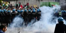 Torino, scontri manifestanti-polizia al corteo pro Palestina. VIDEO