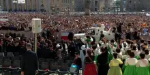 Papa: 'Da Gaza il pianto per i corpi dei bambini'