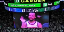 Brunson out per falli, ma saluta i tifosi di Boston