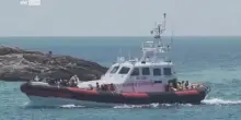 Lampedusa, naufraga barca con migranti: morti e dispersi