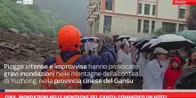 Cina, inondazioni nelle montagne del Gansu: sommerso hotel