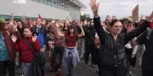 Francia, proteste Blocchiamo tutto. Si insedia Lecornu