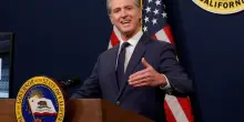 Gavin Newsom, chi è il governatore dem che ha fatto causa a Trump
