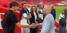 Liverpool, Slot si presenta alla famiglia di Leoni