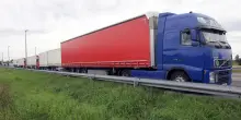 Dazi Usa sui camion, Trump annuncia tariffe al 25% dal 1° novembre