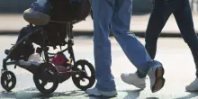 Manovra, congedo parentale esteso fino ai 14 anni del figlio