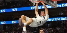 NBA, Cooper Flagg incanta in preseason: che show