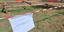 Vibo Valentia, morto il bimbo schiacciato da una trave in un parco