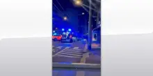 Bologna, auto in fuga da polizia si schianta: muore 18enne