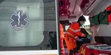 Auto sbanda e travolge 3 amici al bar: morto segretario Pd Nuzzolo