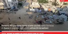 Gaza, decine di morti nei raid israeliani all’alba