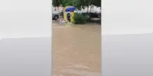 Maltempo Milano, allagamenti e disagi nel quartiere Isola