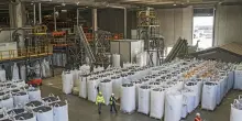 Produzione industriale, -2,4% ad agosto e -2,7% su base annuale