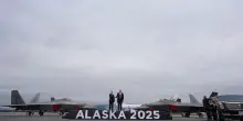 Putin e Trump arrivano ad Anchorage per il vertice sull'Ucraina. VIDEO