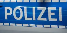 Monaco di Baviera, donna accoltella i passanti: uccisa dalla polizia