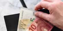 Bankitalia: nel 2024 meno banconote prodotte e più falsi scoperti