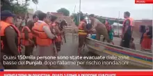 Inondazioni in Pakistan, quasi 150mila persone evacuate