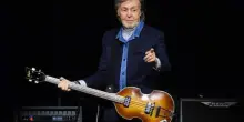 Tanti auguri, Paul McCartney: gli 83 anni di un mito del rock. FOTO