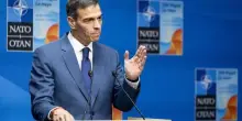 Nato, Spagna dice no al 5% di spese militari. I motivi di Sanchez
