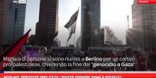 Berlino, proteste pro-Gaza: “Basta fornire armi a Israele”