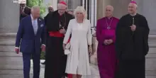 Re Carlo: visita alla Basilica di San Paolo Fuori le Mura