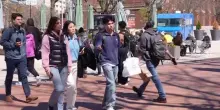Trump vieta ad Harvard di ammettere studenti stranieri