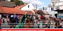 Bosnia, migliaia di musulmani pregano per la pioggia