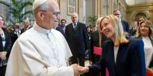 Giubileo, il Papa ai politici: 'Combattete povertà e disuguaglianze'