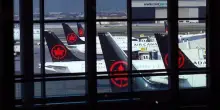 Air Canada, sospesi tutti i voli: coinvolti 130 mila passeggeri