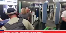 Aeroporti, via libera a liquidi nei bagagli a mano
