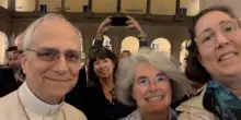 Dai selfie alla cena, cosa ha fatto Papa Leone XIV dopo l'elezione