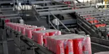 Coca Cola con zucchero canna: confermata versione richiesta da Trump