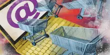 Quasi un italiano su due fa acquisti online, cosa interessa di più