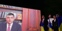 Romania, dopo il caso Georgescu un altro estremista di destra anti-Ue domina il primo turno delle presidenziali