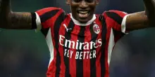 Il Milan batte il Genoa in un minuto: decidono Leao e l'autogol di Frendruo