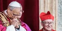 Papa Leone XIV si presenta a Roma e al mondo. Le prime immagini