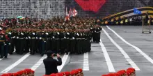 Putin alla parata per il 'Giorno della Vittoria': "Tutta la Russia sostiene i soldati in Ucraina"